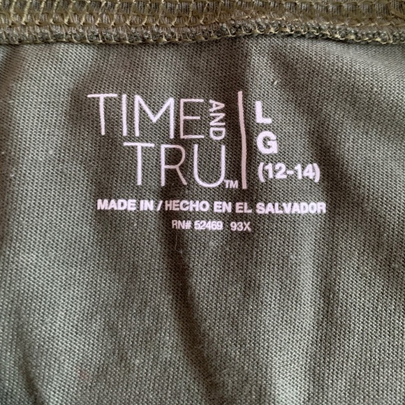 Time and Tru Boyfriend Tee - Picture 5 of 8